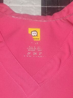 WonderWink Pink V-Neck Scrub Top Plus Size 2x